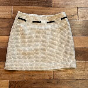 Vtg Jenne Maac tweed skirt with hardware and ribbon detail